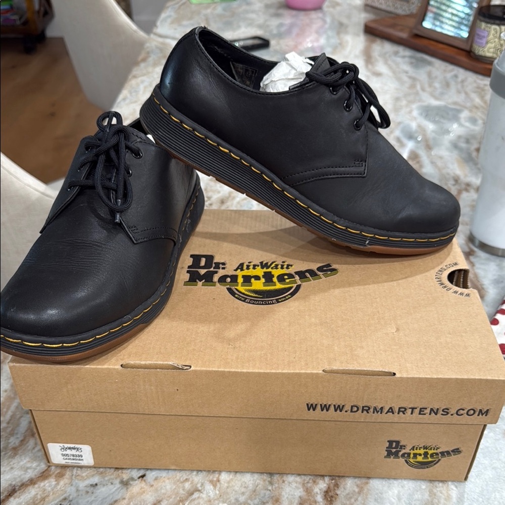 Dr. Martens Black Men's Shoes Cavendish Air Wair EUC like new sz 9